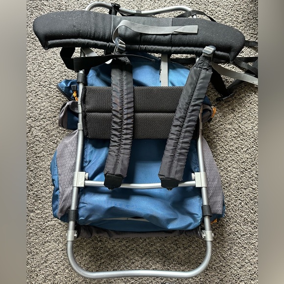 Vintage Jansport Hiking Backpack with Alumnium Frame - Picture 2 of 4